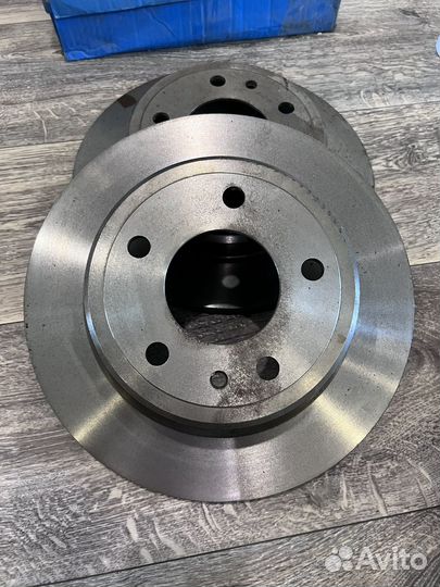 Тормозные диски BMW E34 задние