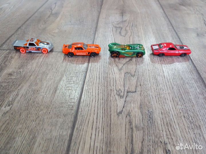Hot wheels машинки