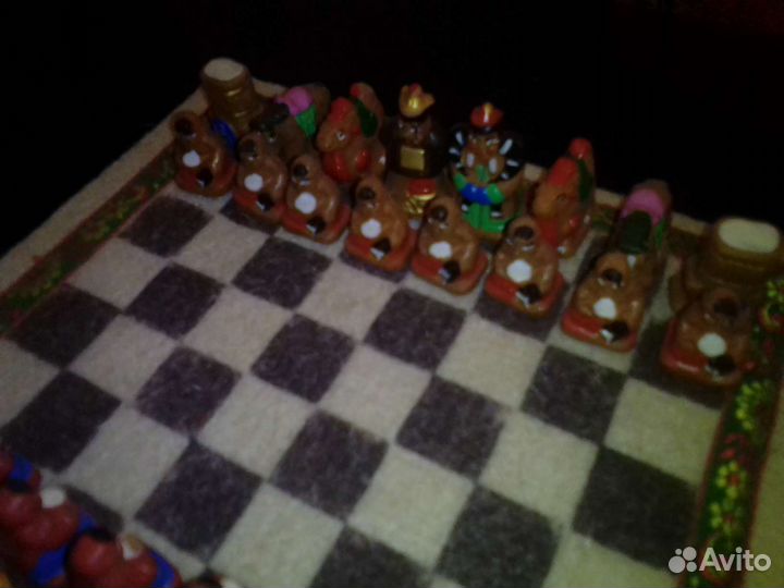 Шахматы монгольские нецки