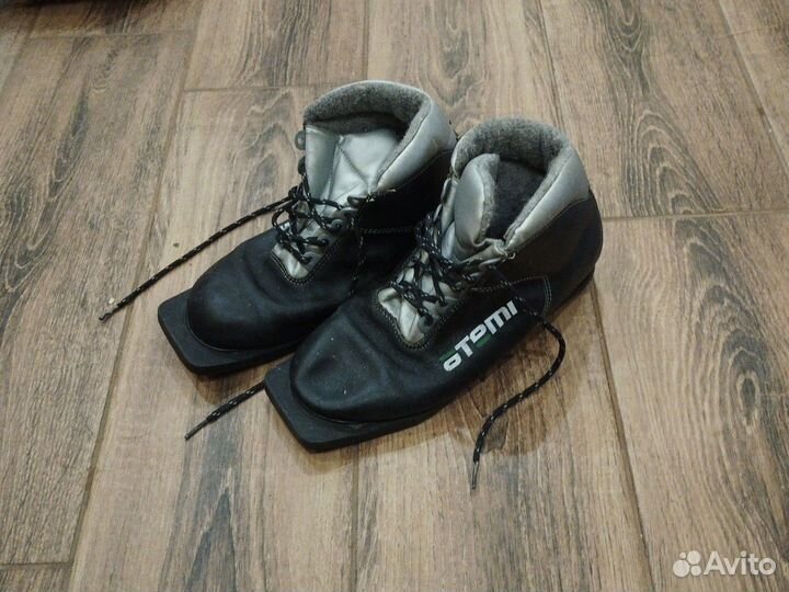 Лыжные ботинки atemi разных размеров