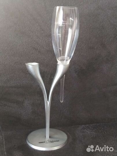 Фужеры для шампанского от дизайнера Moet&Chandon