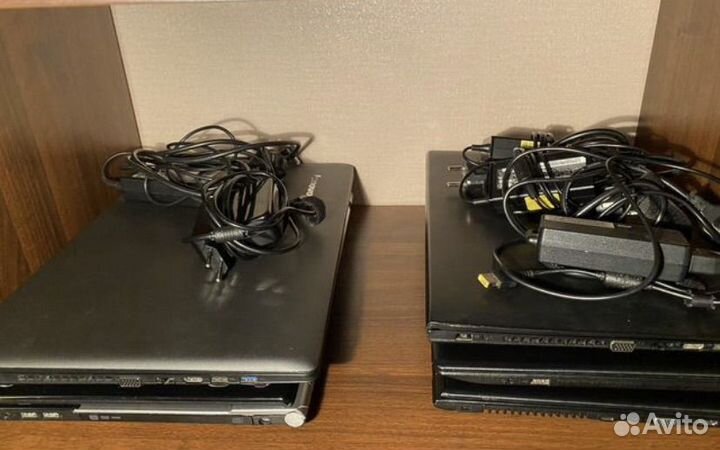 Ноутбуки с витрин, после закрытия офисов