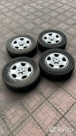 Goodyear UltraGrip 400 205/65 R15