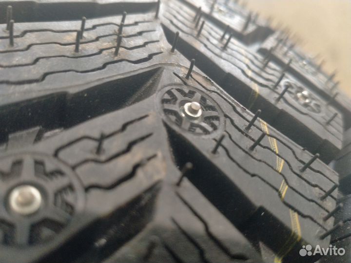 Michelin X-Ice North 4 SUV 295/40 R21 111T