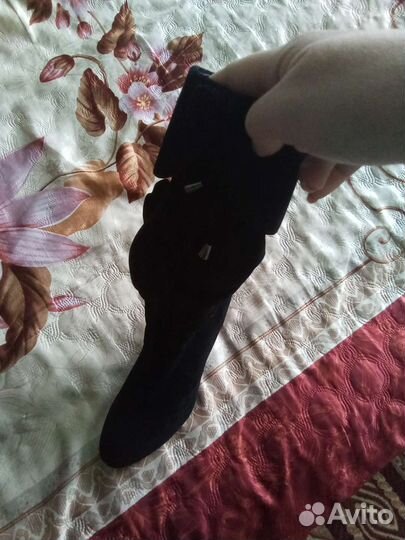 Сапоги женские новые