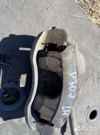 Тормозной суппорт Peugeot 307 SW диск