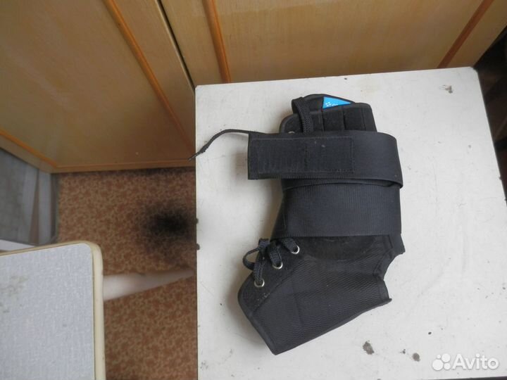 Ортез (корсет) на голеностопный сустав LAB-221,р.М