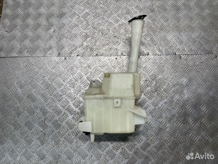 Бачок омывателя Toyota Sienna 2 (Тойота Сиенна 2)