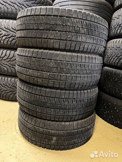Bridgestone Blizzak VRX2 205/55 R16