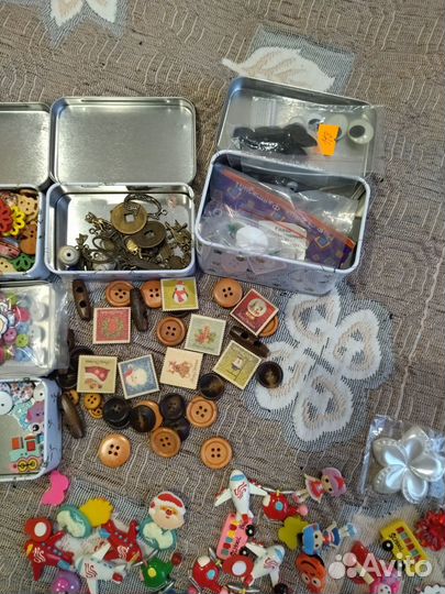 Пуговицы, кабошоны, ленты