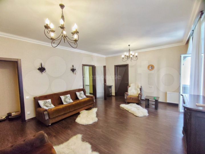 5-к. квартира, 133,1 м², 3/5 эт.