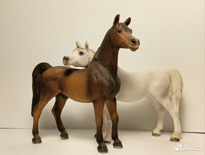 Фигурки арабских лошадей Schleich