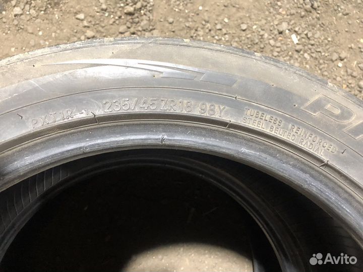 Toyo Proxes T1-R 235/45 R18 98Y