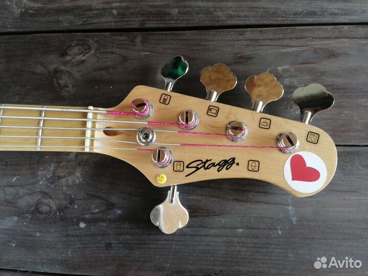 Бас гитара 5 струн (обмен)