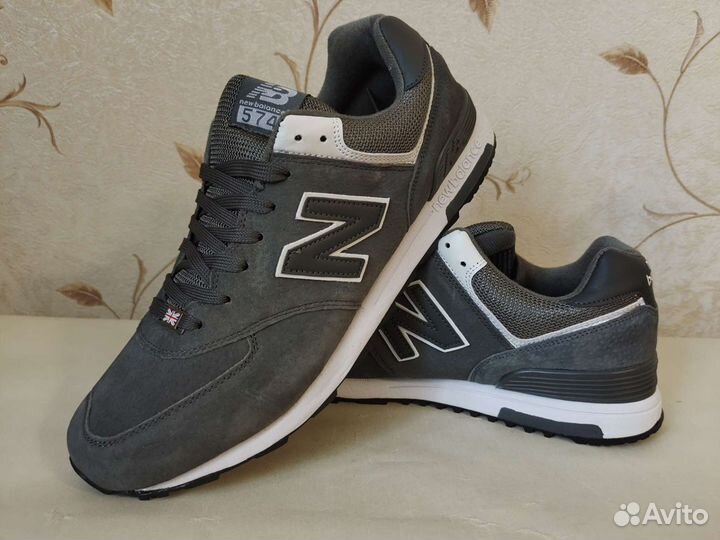 Кроссовки New Balance великаны