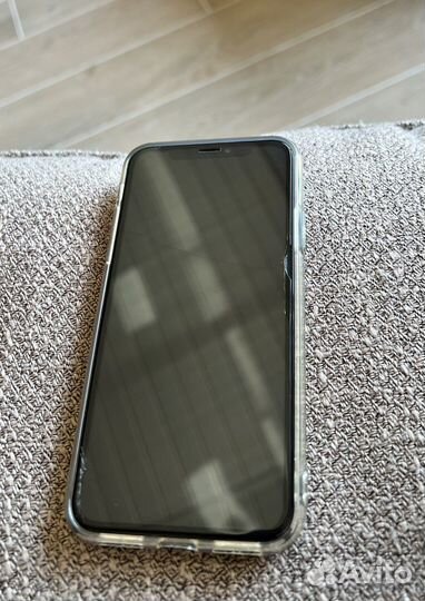 Мобильные телефоны б/у iPhone XS