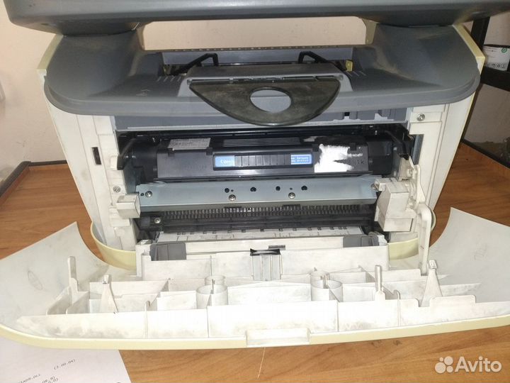 Лазерное мфу Canon MF3228 заправлен хор. сост