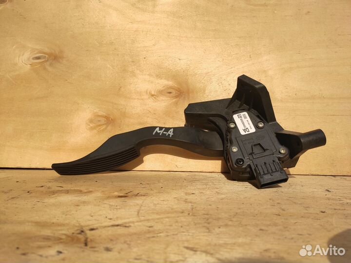 Педаль газа на Опель Мерива А