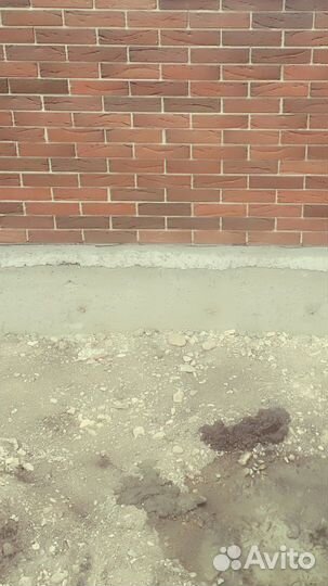 Кладка кирпича каменщики