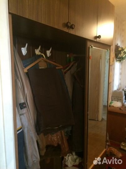 Продается прихожая б/у