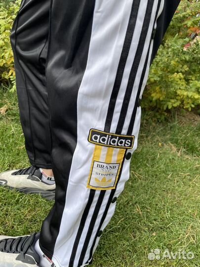 Спортивные штаны adidas adibreak