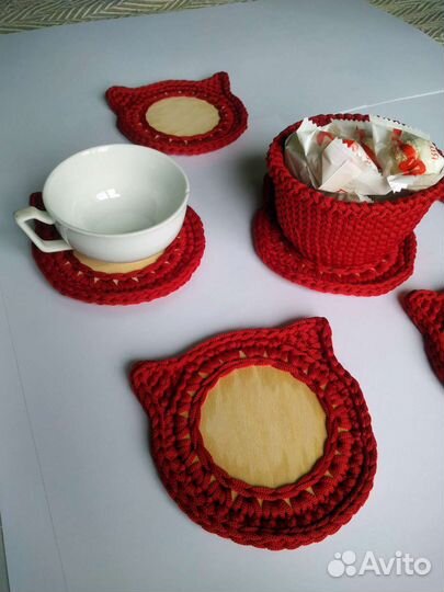 Поставки под кружку