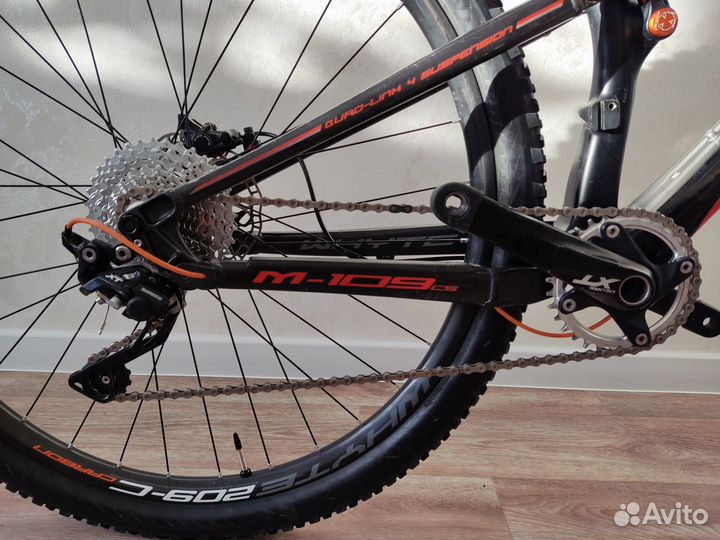 Карбоновый 29