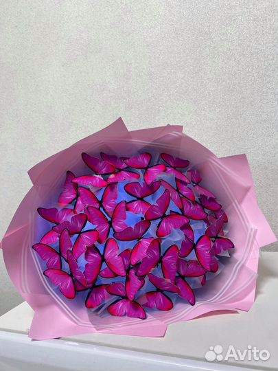 Букет из светящихся бабочек подарок