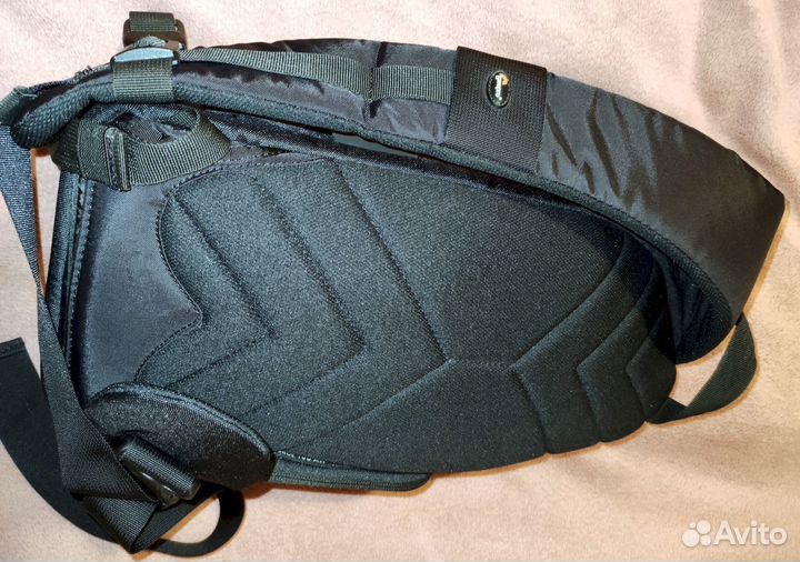 Фоторюкзак LowePro Slingshot 100 AW