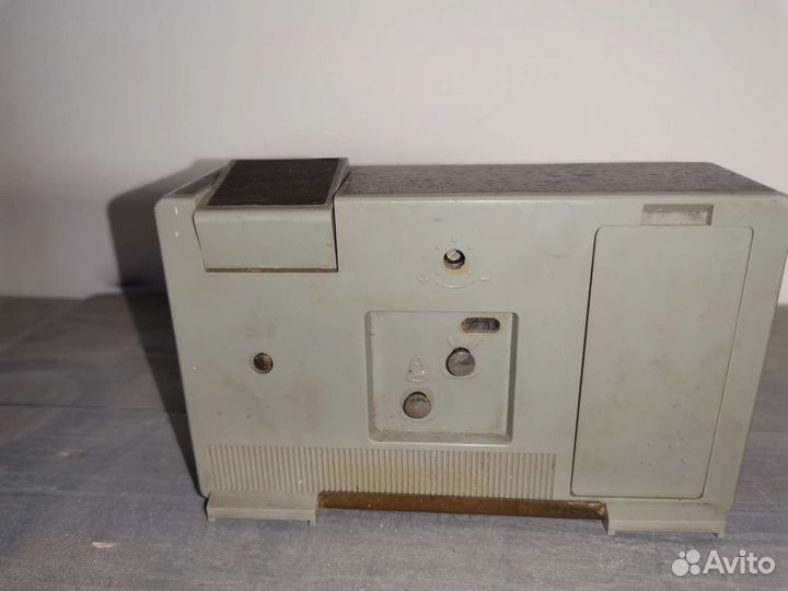 Часы Янтарь