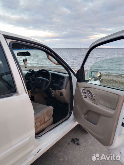 Mazda Tribute 2.0 AT, 2000, 214 526 км