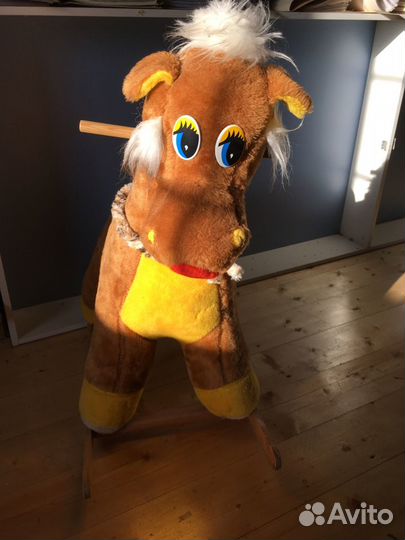 Игрушка качалка лошадь