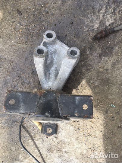 Подушка двигателя chevrolet cobalt