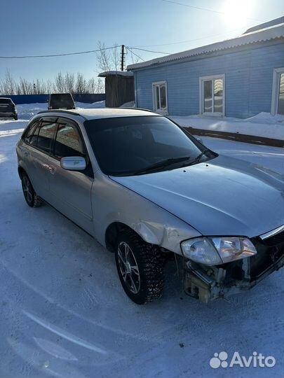 Mazda Familia 1.6 AT, 2000, битый, 145 000 км