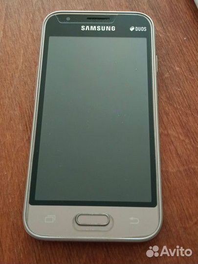 Samsung Galaxy J1 (2016) SM-J120H/DS, 8 ГБ