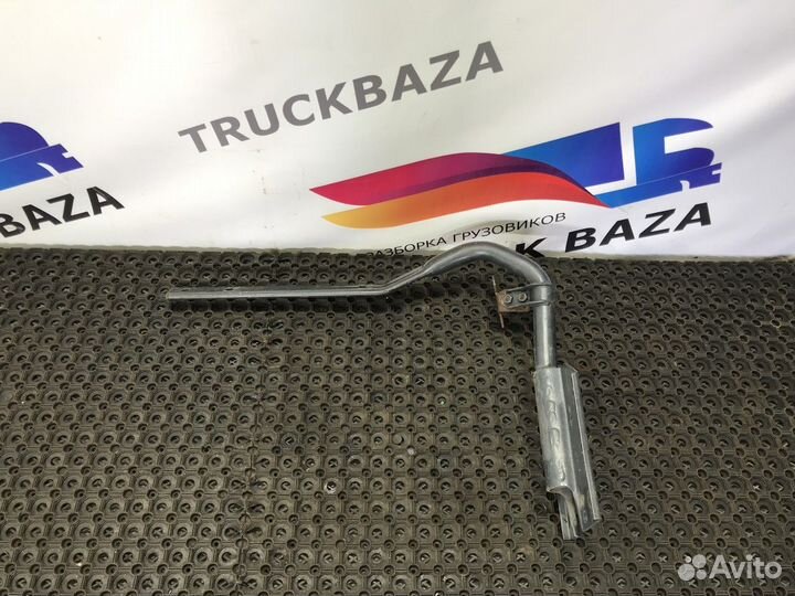 Кронштейн крыла переднего левый Iveco Stralis