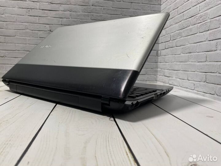 Мощный ноутбук Samsung 8Gb / SSD