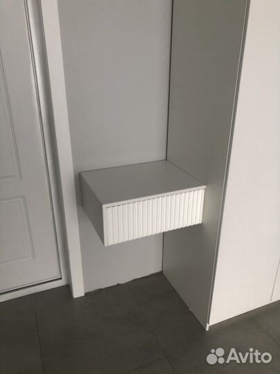 Тумба навесная