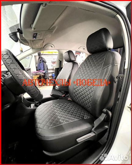 Чехлы Skoda Rapid 1 из экокожи чёрные Ромб