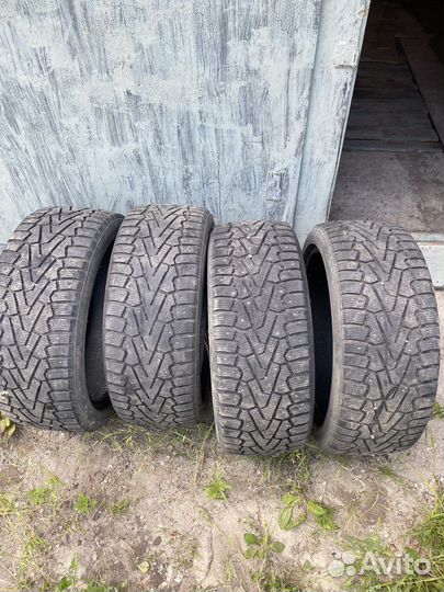 Pirelli Ice 225/45 R18