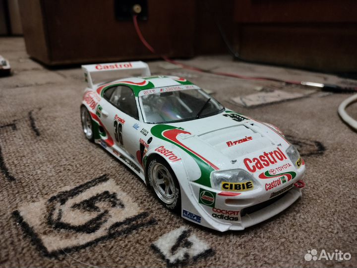 Собранные модели авто 1/24