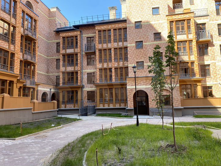 2-к. квартира, 48,7 м², 2/4 эт.