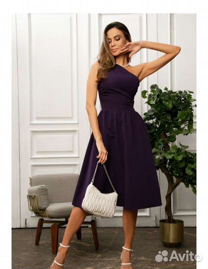Женское платье миди