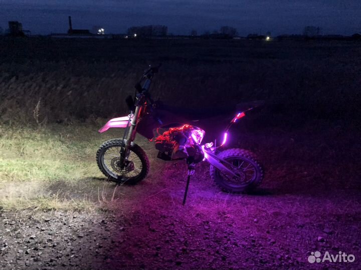 Regulmoto seven medalist 140cc