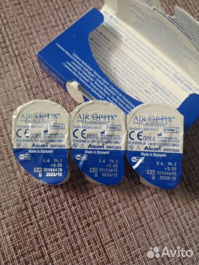 Линзы контактные +3.00 (1 мес)