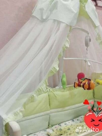 Комплект в детскую кроватку