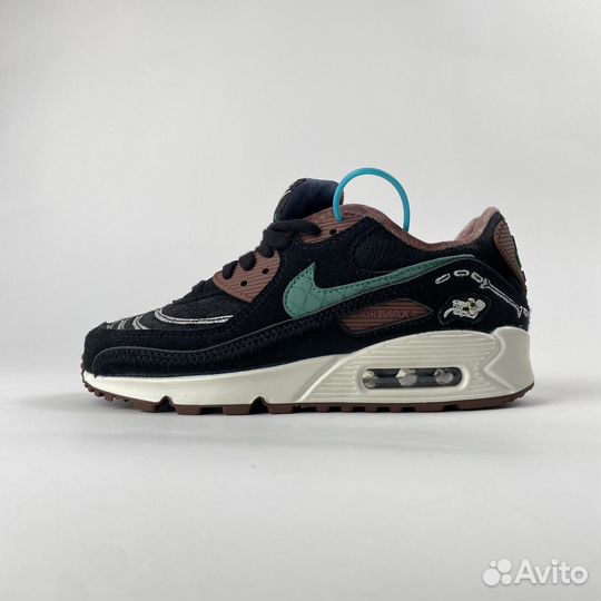 Кроссовки Nike Air Max 90 Familia(Оригинал)