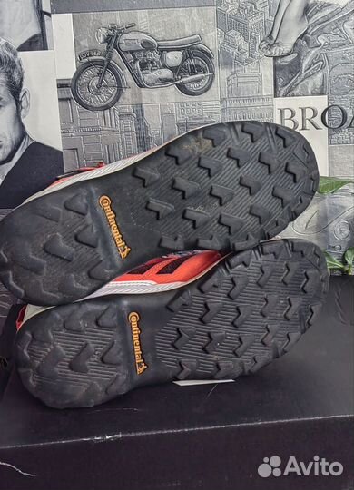 Кроссовки adidas оригинал FW9757