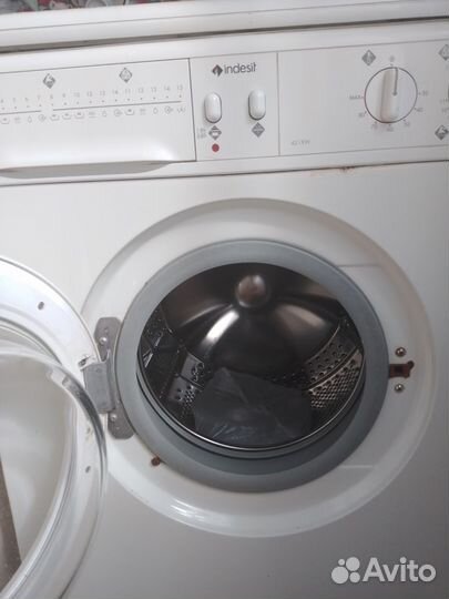 Стиральная машина indesit