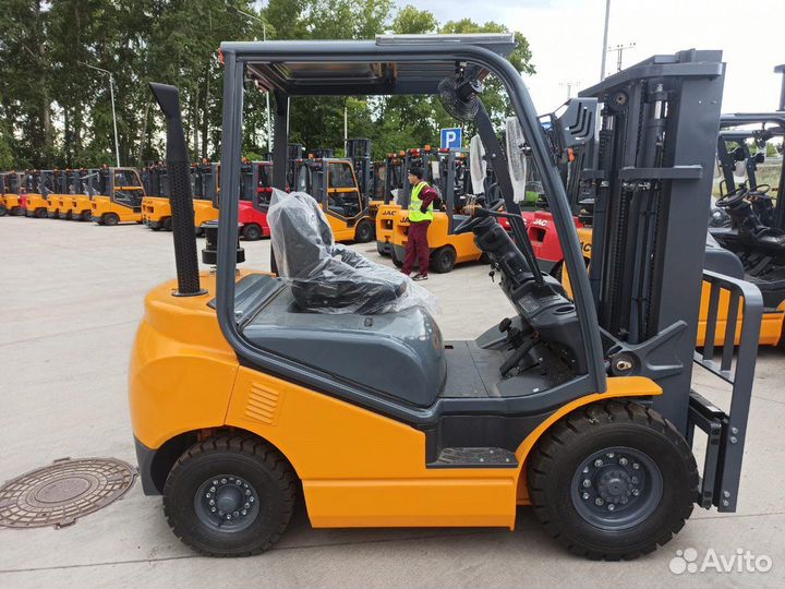 Вилочный погрузчик JAC CPCD25, 2023